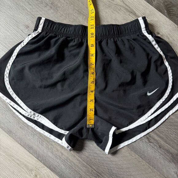 NIKE Running Shorts Mesh Lined Women’s Medium Black White Workout - Picture 10 of 13